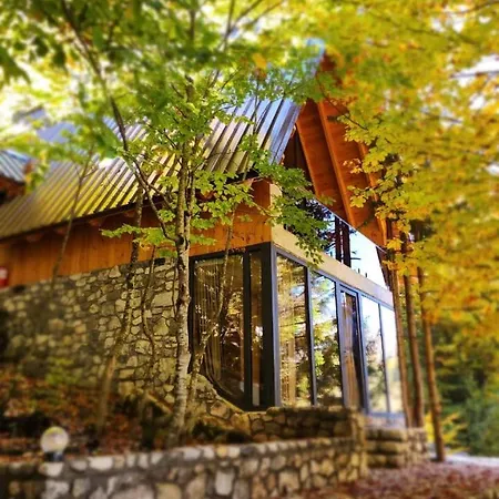 Jezerca Villa Valbone